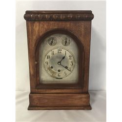 Gustuv Becker Shelf Clock