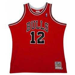 Michael Jordan Signed Chicago Bulls Jersey (UDA COA)