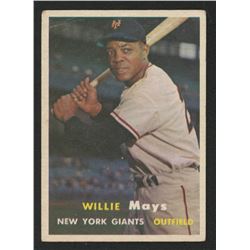 1957 Topps #10 Willie Mays