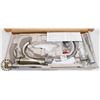 Image 1 : MOEN BATHROOM FAUCET
