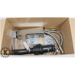 PRICE PFISTER BATHROOM FAUCET