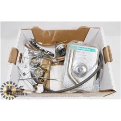 FLAT OF BATHROOM FIXTURES