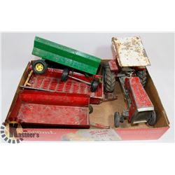 LOT OF VINTAGE MODEL METAL FARM EQUIPMENT & METAL