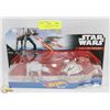 Image 1 : STAR WARS AT-AT VS REBEL SNOW SPEEDER HOTWHEELS