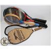 Image 1 : LOT OF RACKETS 2 BADMINTON, 2 SQUASH, 3 TENNIS