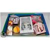 Image 1 : BOX OF ASSORTED GIFTS SETS INCL BODY BUTTERS,
