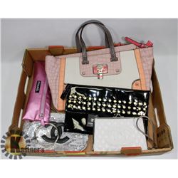 FLAT OF REPLICA PURSES AND WALLETS