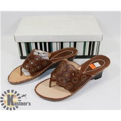 4 FEET BROWN SZ 7-7.5 (38)