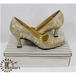 WEST & VINE GOLD SZ 6