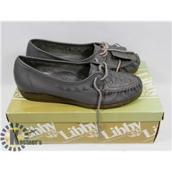 LIBBY GREY SZ 6