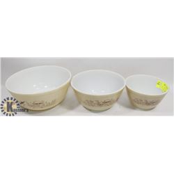 3PC VINTAGE PYREX MUSHROOM DESIGN DISH SET