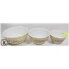 Image 1 : 3PC VINTAGE PYREX MUSHROOM DESIGN DISH SET