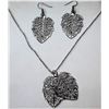 Image 1 : 19)  SILVER TONE FILAGREE LEAF PENDANT ON