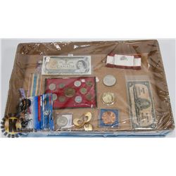 FLAT OF ASSORTED CURRENCY AND COLLECTIBLES