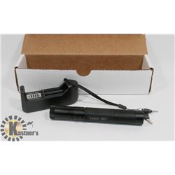 NEW HIGH POWER LASER WITH 2 KEY'S 18650 BATTERY