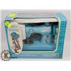 Image 1 : VINTAGE HOLLY HOBBY COLLECTIBLE SEWING MACHINE