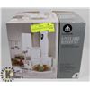 Image 1 : HOMETRENDS 9 PIECE BLENDER SET