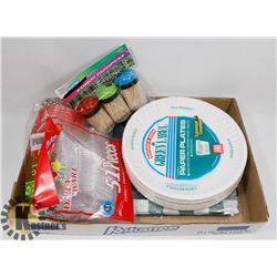 NEW CAMPING OR PICNIC BUNDLE INCL PLATES, CUPS,