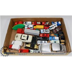 ESTATE DIE CAST CARS LOT