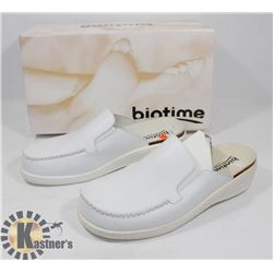 BIOTIME WHITE LEATHER SZ 8-8.5