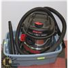 Image 1 : 5 GALLON SHOP VAC WITH HOSE AND ATTACHMENTS