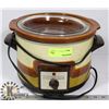 Image 1 : GE SLOW COOKER