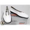 Image 1 : AEROSOLES WHITE SZ 8.5
