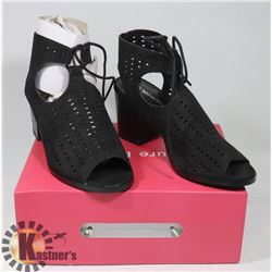 NATURE BREEZE BLACK SUEDE SZ 7.5