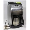 Image 1 : CUISINART AUTOMATIC GRIND & BREW COFFEE STATION