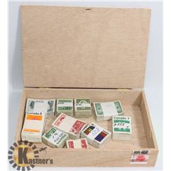 CIGAR BOX WITH 10X100 BUNDLED & CATALOGUED STAMPS.