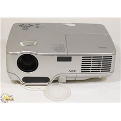 NEC 3000 LUMENS DLP PROJECTOR 351 HOURS ONLY