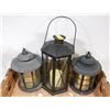 Image 1 : 3 METAL LANTERNS