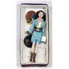 Image 1 : COWGIRL COLLECTOR DOLL