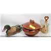 Image 1 : CLAY POT WITH DECANTER AND WOOD DUCK