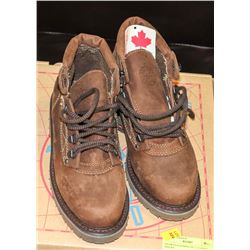 BROWN'S LANDING SZ 7.5 LADIES HIKERS