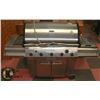 Image 1 : VERMONT CASTING NATURAL GAS BBQ L 69" W25" H 48.5"
