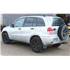 Image 5 : UNRESERVED! 2002 TOYOTA RAV4