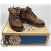 Image 1 : BROWN'S LANDING SZ 8 LADIES HIKERS