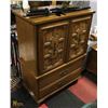 Image 6 : ESTATE OAK BEDROOM SET