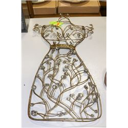 PAIR OF NEW METAL BRASS WALL ACCENT HANGINGS.