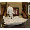 Image 3 : GUISEPPE ARMANI 1987 SIGNED SCULPTURE