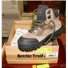 Image 1 : ARCTIC TRAIL LADIES HIKING BOOTS SZ 8