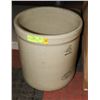 Image 1 : 4 GALLON MEDALTA CROCK.