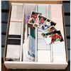 Image 1 : BOX OF OVER 3000 HOCKEY CARDS
