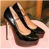 Image 1 : NEW ALDO PATENT LEATHER SHOE WITH 6" HEEL SIZE 7.