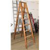 Image 1 : 7' 10" TALL WOODEN LADDER