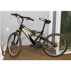 HUFFY BICYCLE BLACK AND GREY 18"