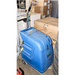 CARPET CLEANER WITH EXTENDER BAR AND MAIN HOSE-NO