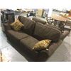 Image 3 : NEW Love Seat, Sofa Set w/ Throw Pillows Lot of 2