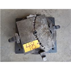 4 jaw Self-Centering Machine Fixture